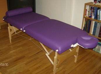 OAKWOOD MASSAGE TABLE